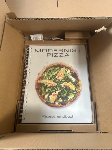 Modernist pizza deutsche - modernist, pizza.